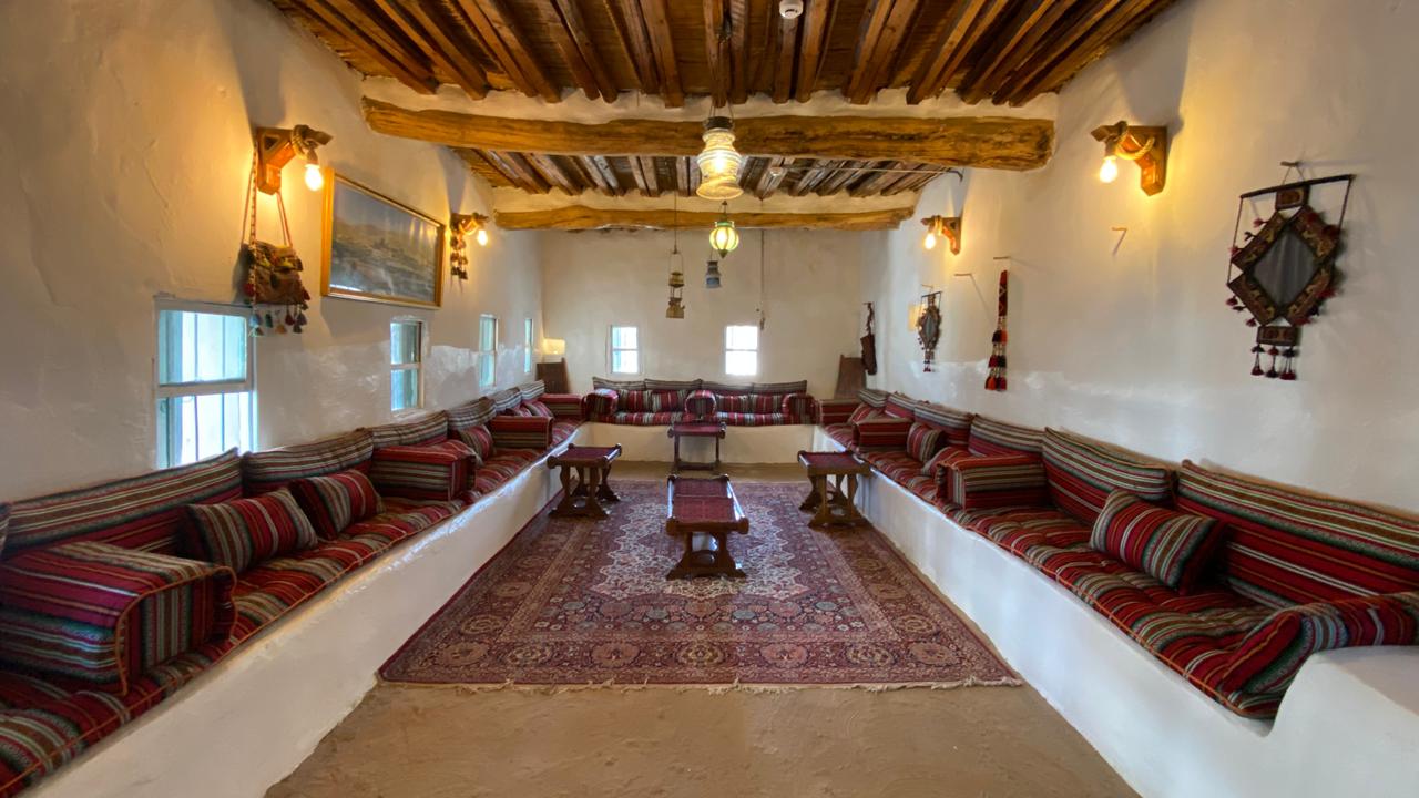 المعالم Gallery Image